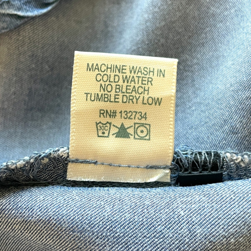Cloth & Stone Chambray Popover Top MEDIUM Blue Long Sleeve V Neck Casual - Picture 6 of 8